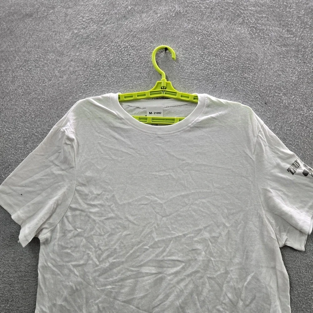 True Religion‎ Men Shirt LARGE White Logo Silver Foil Short Sleeve